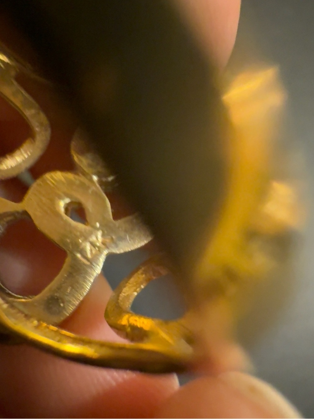 Vintage 14K Yellow & White Gold Diamond “E” - Picture 4 of 4